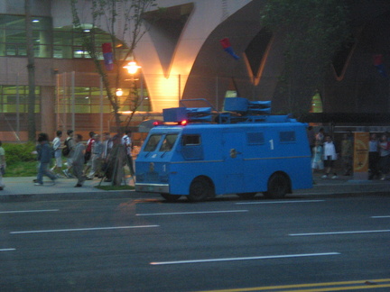 2002-05-30 23-17-58