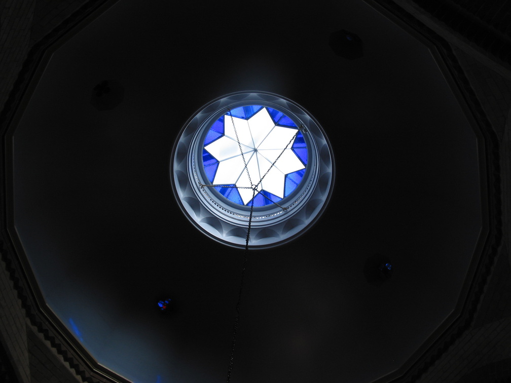 2004-04-18 22-01-26