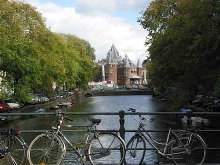 2004-10-06 22-21-08