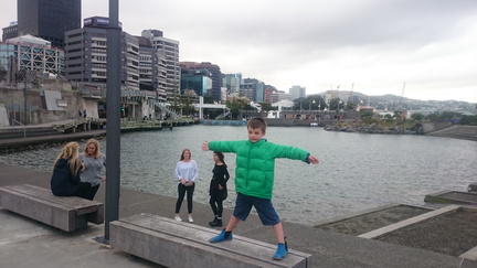 2015-04-06 16-02-42