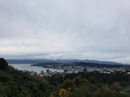 2018-08-23 09-08-27